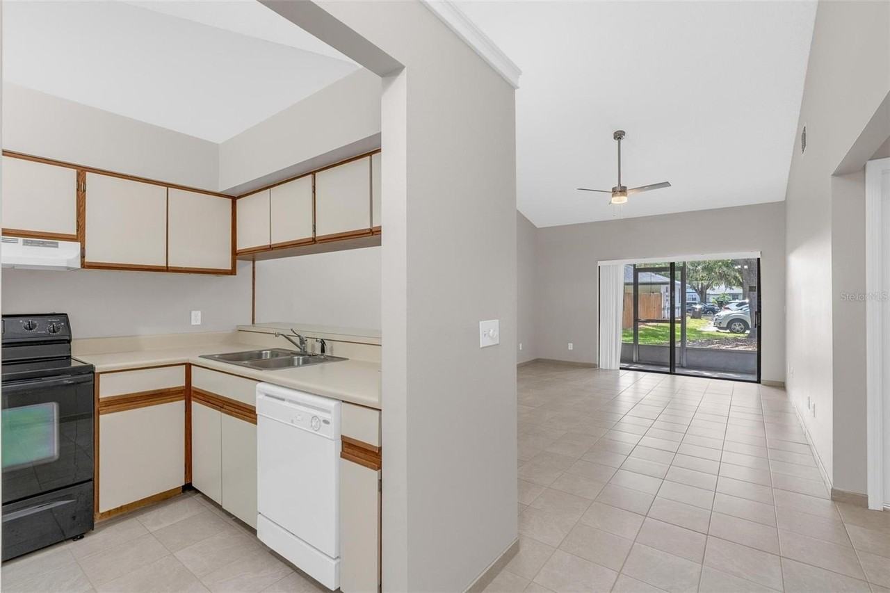 2643 Laser Ct - Photo 5 of 27