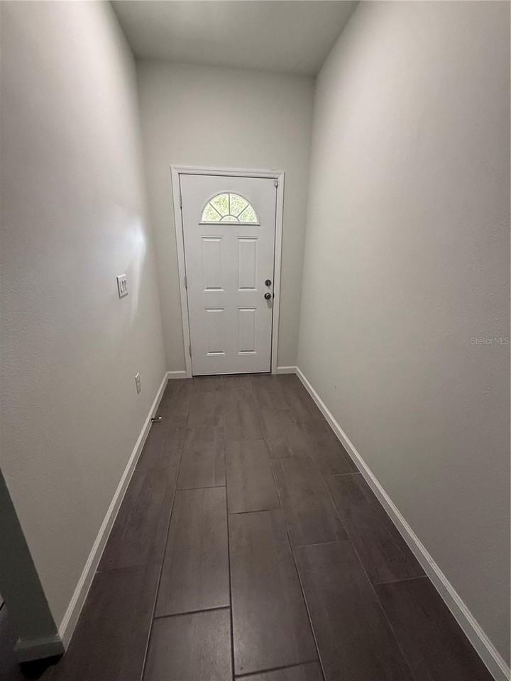 417 Ohio Way - Photo 2 of 9