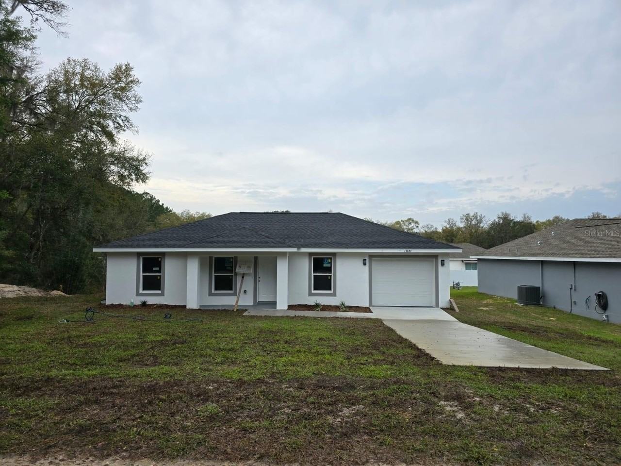 13844 Sw 104th Ln - Photo 2 of 17