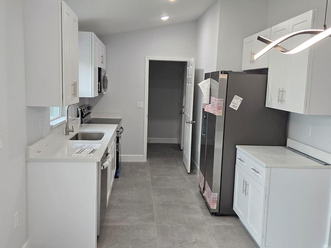 13844 Sw 104th Ln - Photo 3 of 17