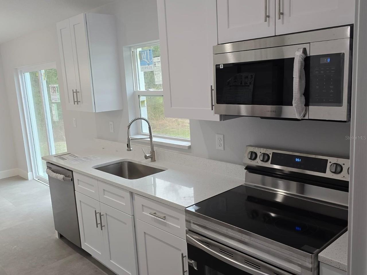 13844 Sw 104th Ln - Photo 5 of 17