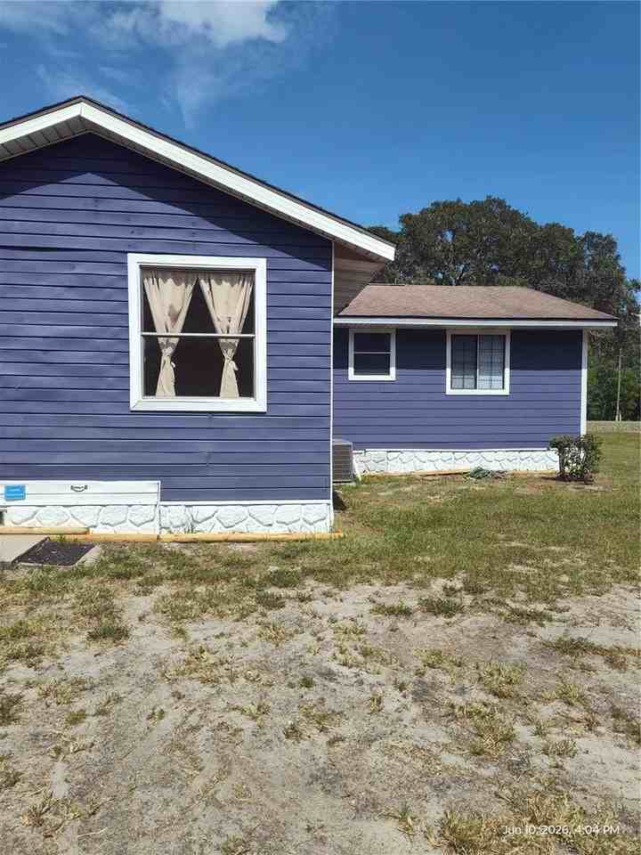 140 Bay Rd - Photo 4 of 22