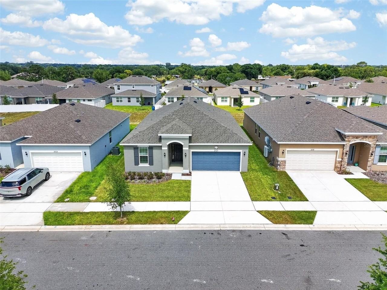 2027 Firethorn Loop - Photo 4 of 50
