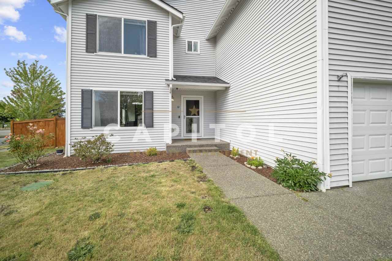 14920 Terra View St Se - Photo 2 of 29