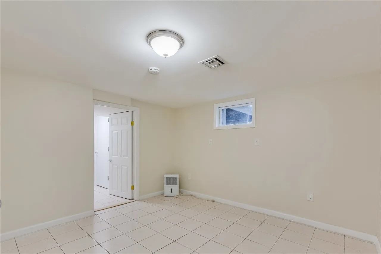1604 82nd St #1 - Photo 5 of 11