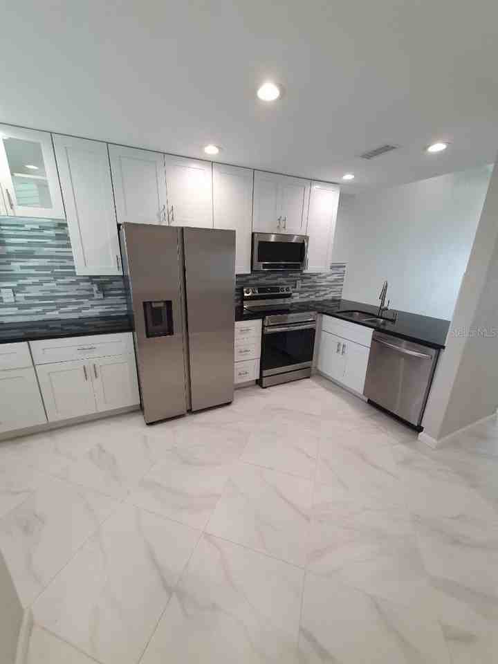 1833 Orange Boulevard Way - Photo 2 of 17