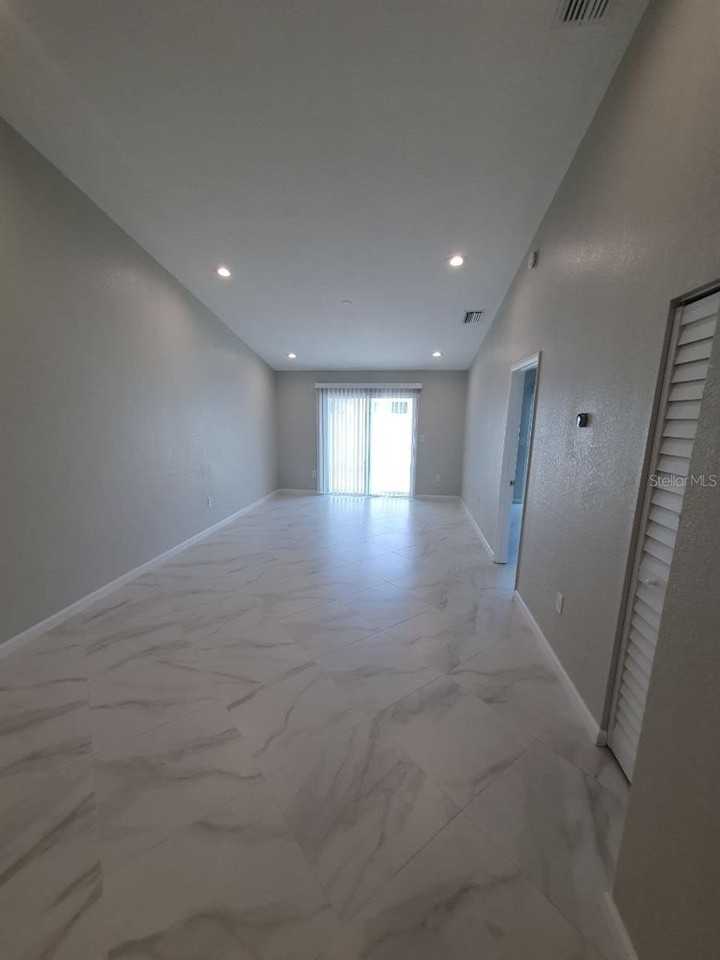 1833 Orange Boulevard Way - Photo 4 of 17