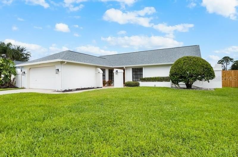 14014 Middleton Way - Photo 2 of 30