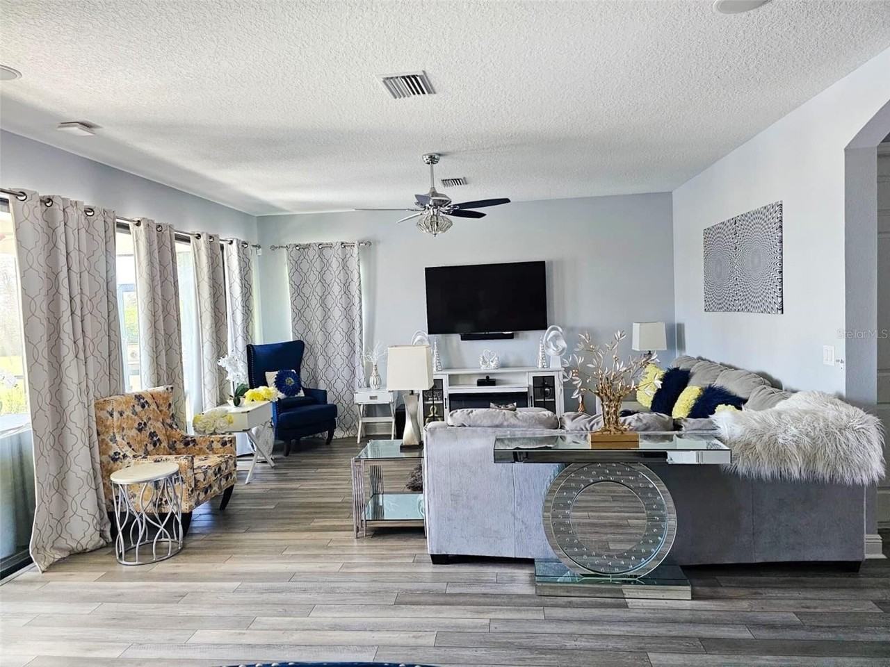 12860 Satin Lily Dr - Photo 6 of 34
