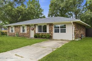 featured image of 2616 W Angela Cir