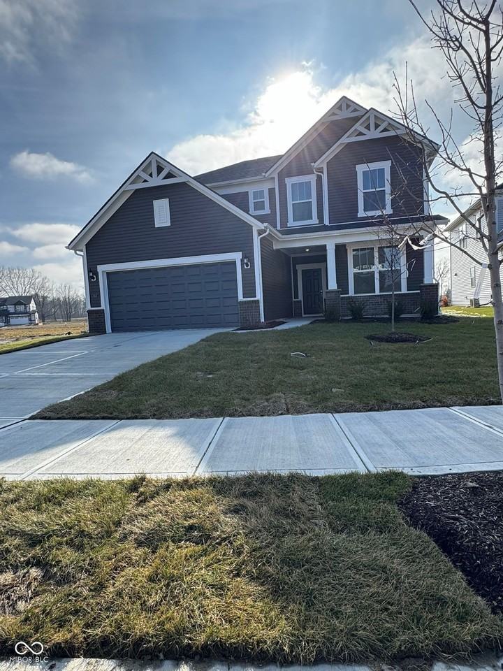 6837 Bridle Oaks Ct - Photo 3 of 39