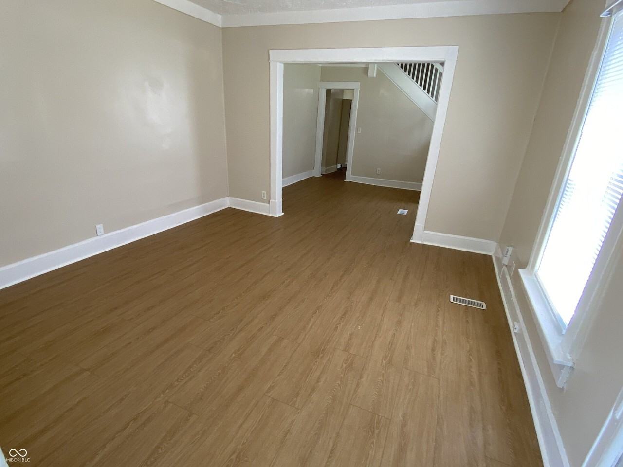 253 N Gray St - Photo 2 of 18