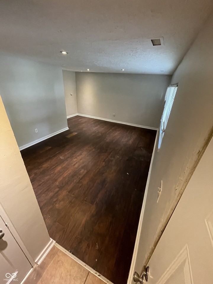 6267 E 24th St - Photo 2 of 13
