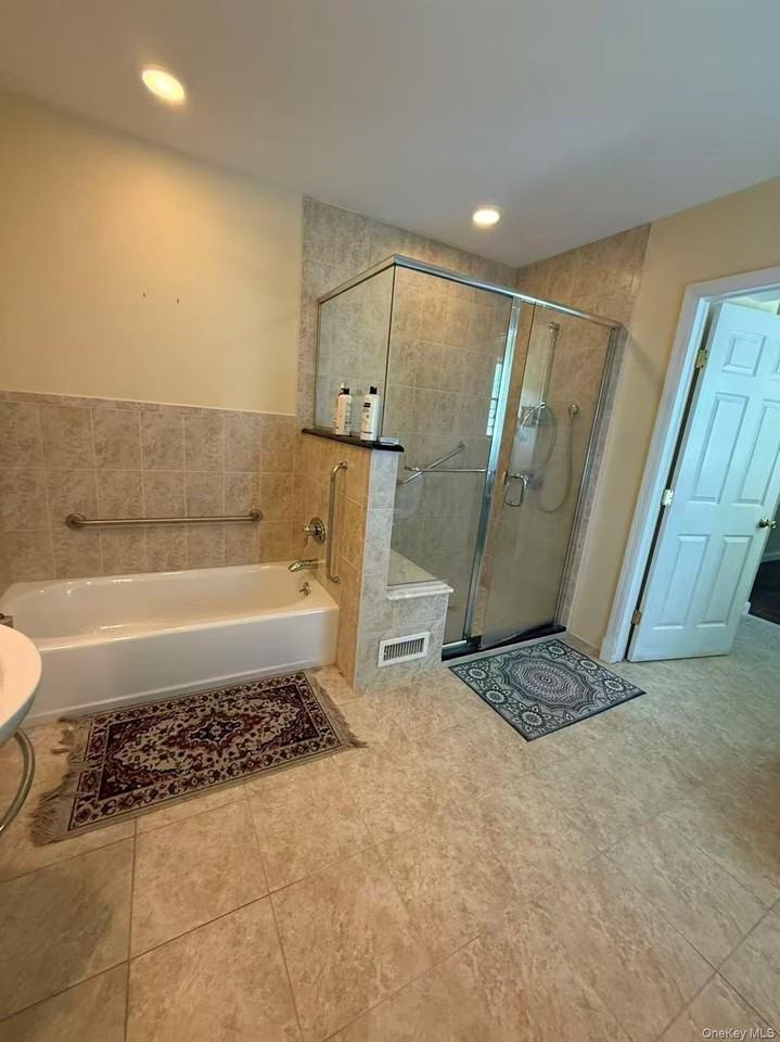 10 Hampton Rd - Photo 4 of 8