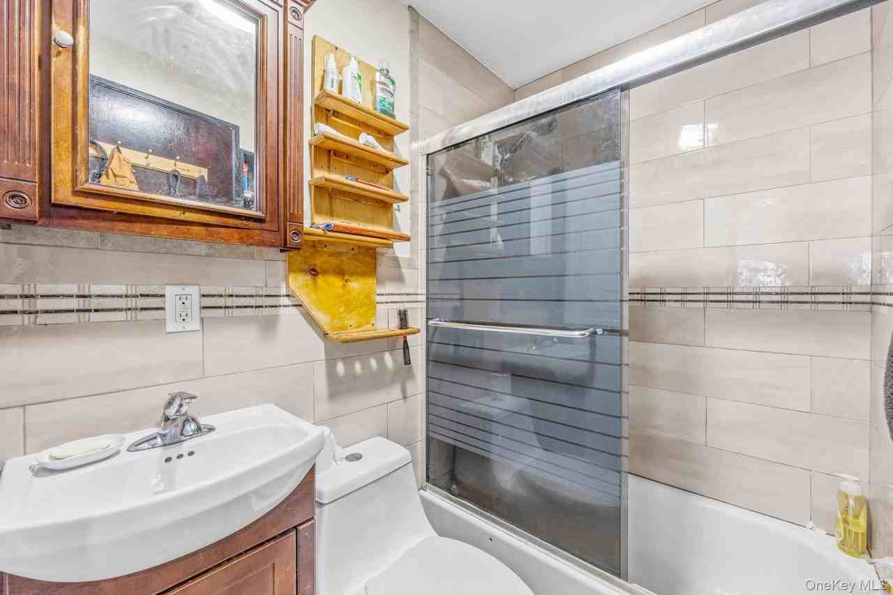 4239 Elbertson St - Photo 3 of 6