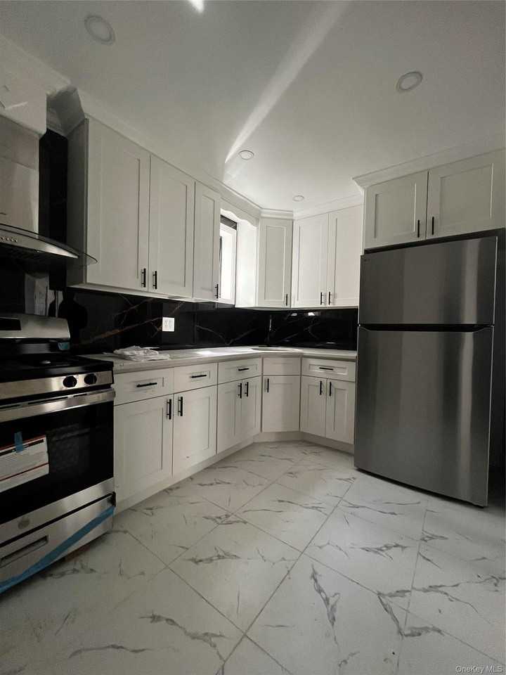 3294 Hull Ave #2 - Photo 4 of 7