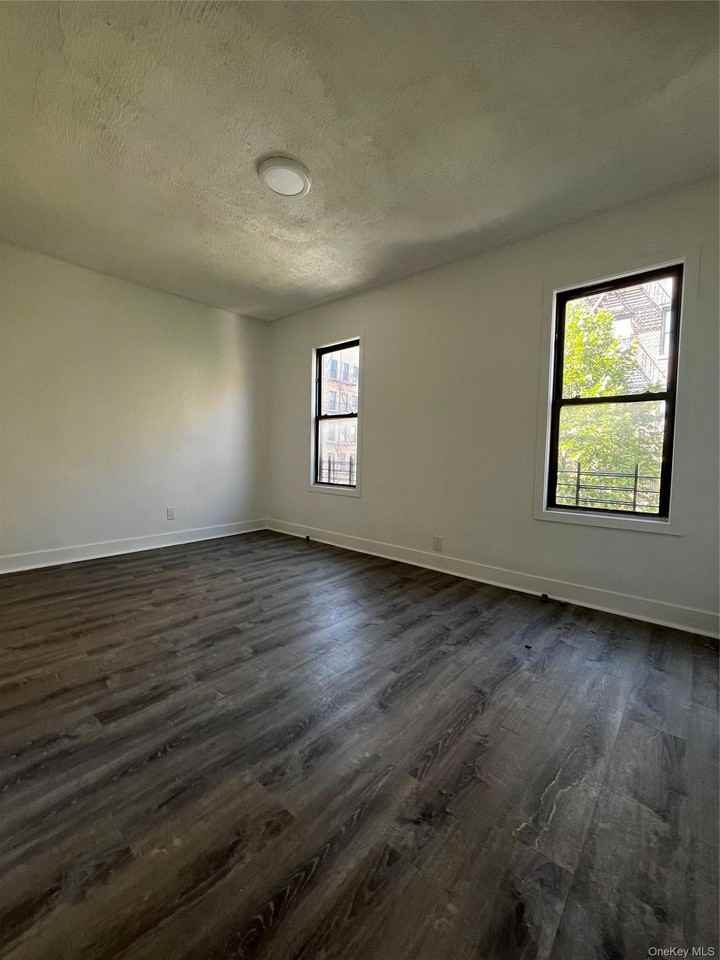 3294 Hull Ave #2 - Photo 5 of 7