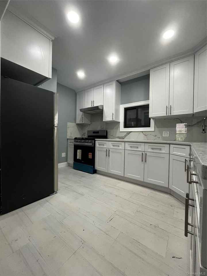 3294 Hull Ave #3 - Photo 2 of 8