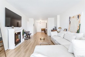 featured image of 10230 66th Rd #25E