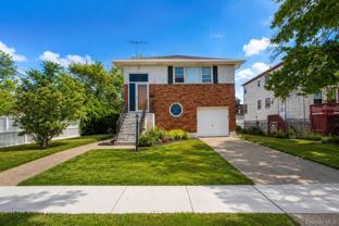 26 Lancaster Rd #UPPER - Photo 1 of 1