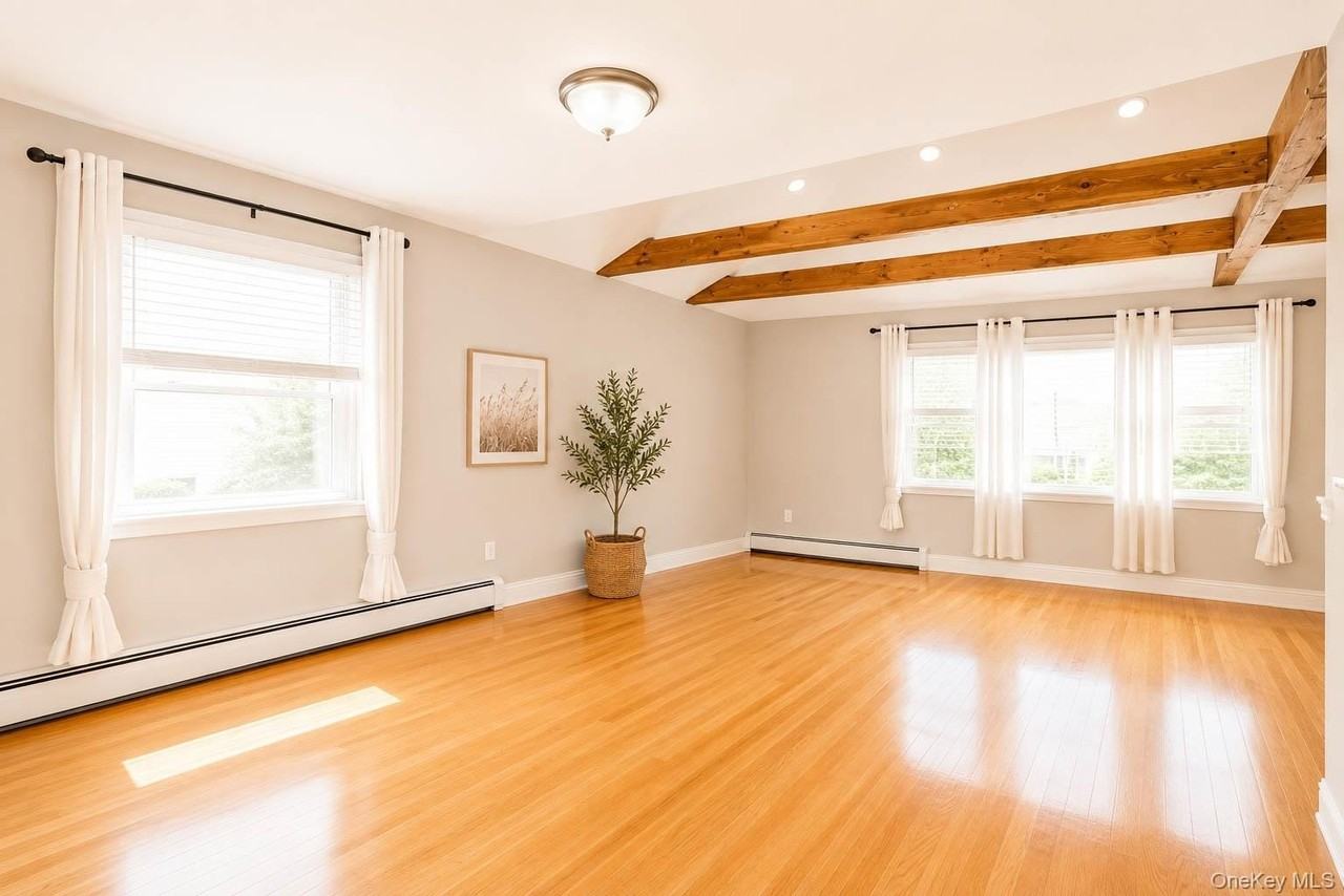 26 Lancaster Rd - Photo 5 of 17
