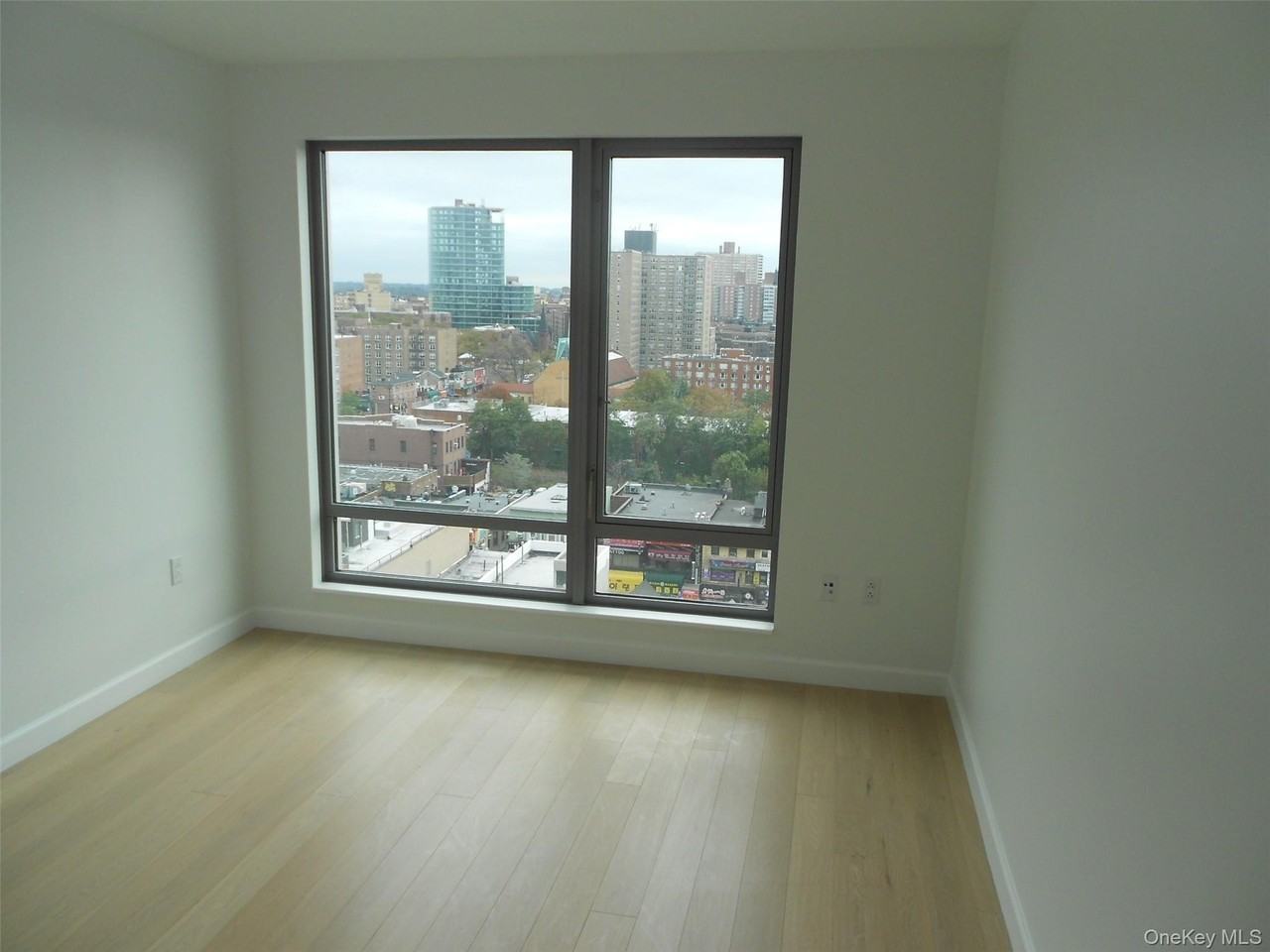 13835 39th Ave #11G - Photo 7 of 8