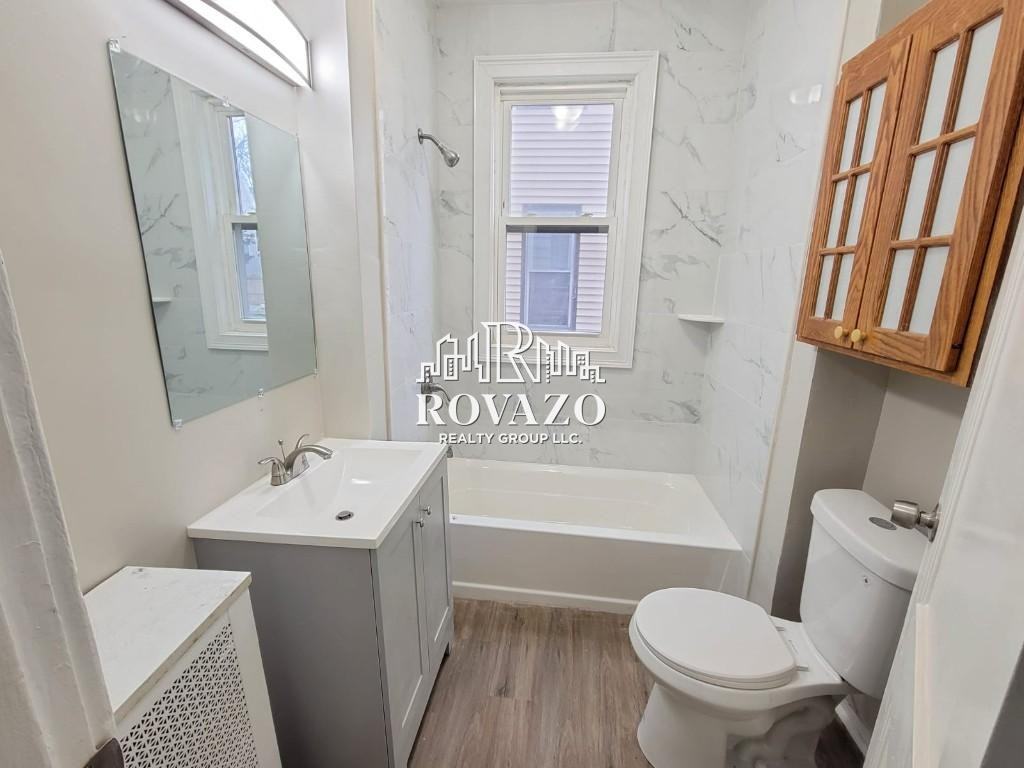 9 39th St #2A - Photo 3 of 8