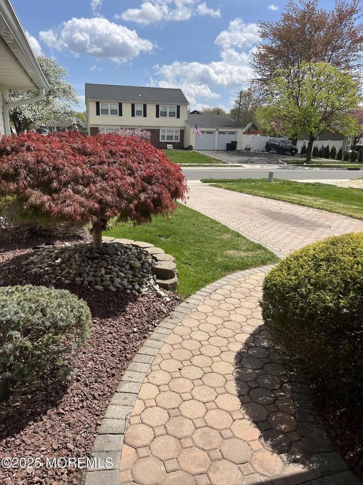 32 Idlewild Ln - Photo 4 of 29
