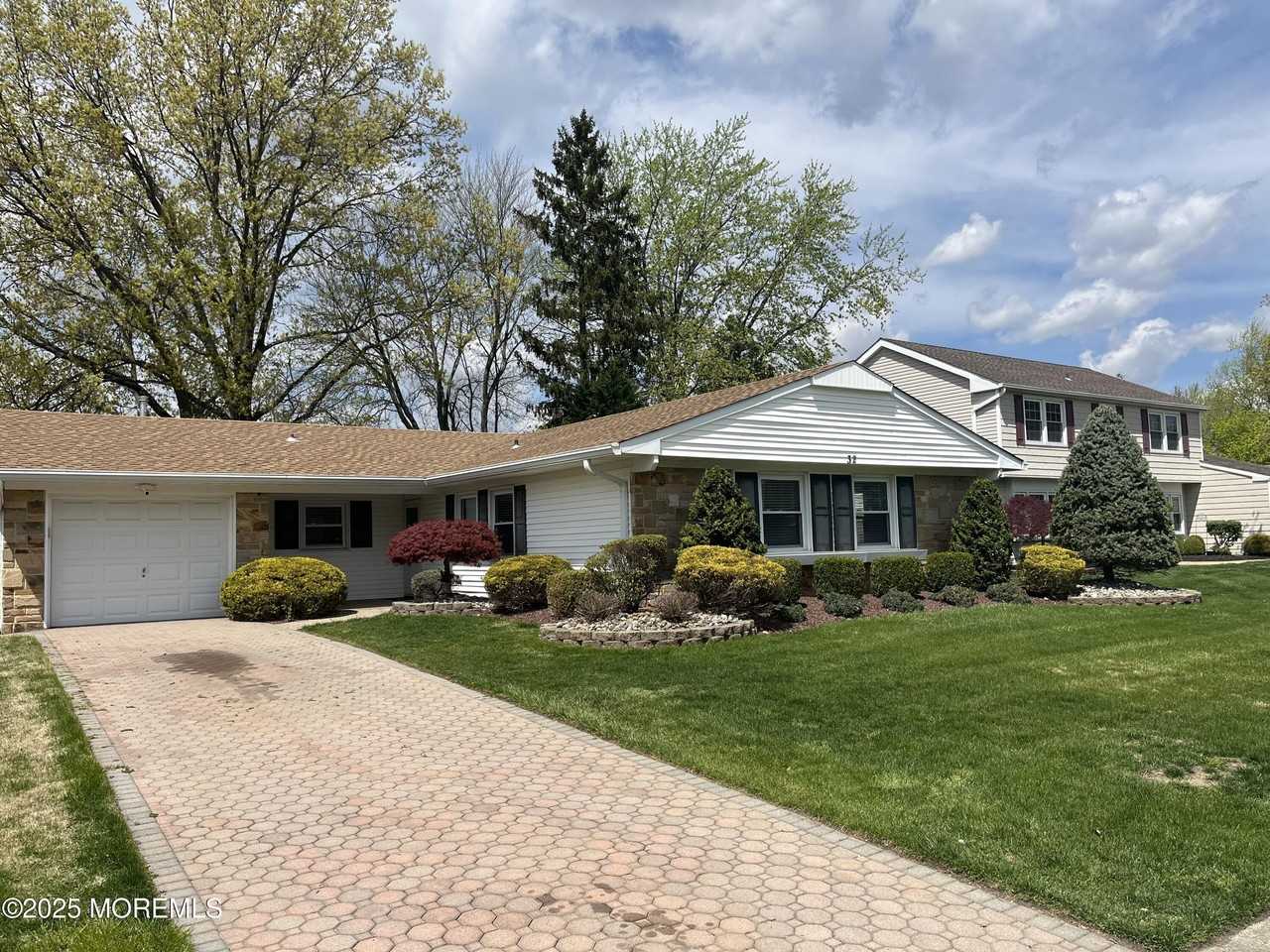32 Idlewild Ln - Photo 5 of 29