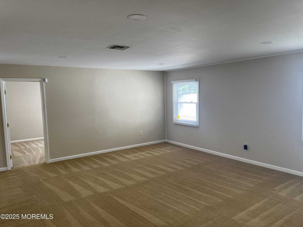 32 Idlewild Ln - Photo 7 of 29