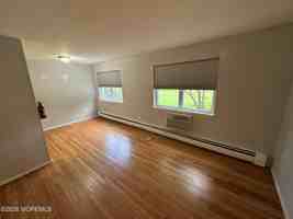 featured image of 90 Stonehurst Blvd #D