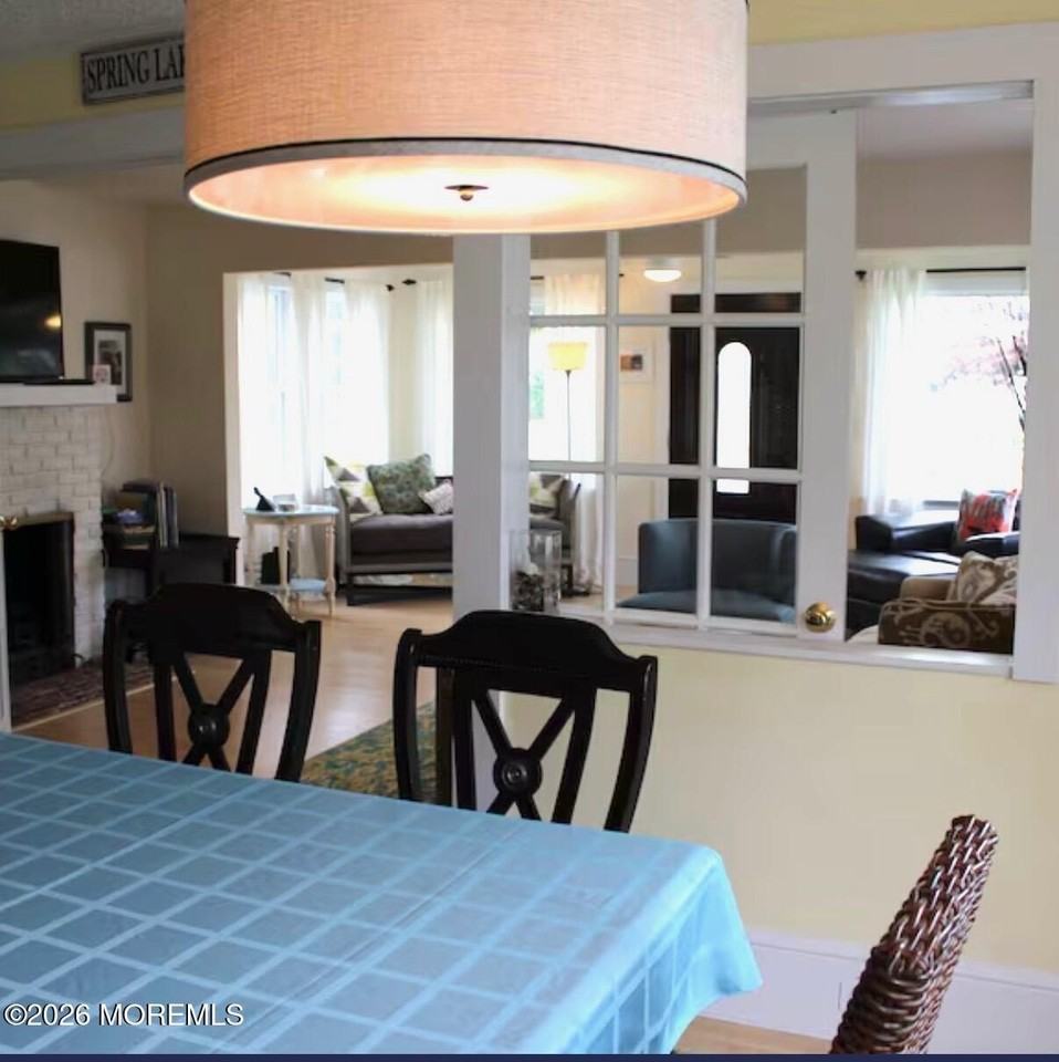701 5th Ave - Photo 5 of 8