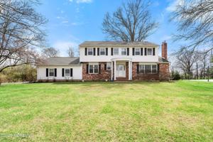 featured image of 10 Monroe Ct