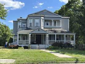 64 Hollywood Ave - Photo 1 of 1