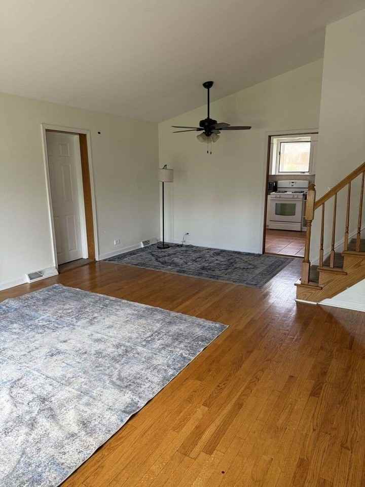 212 Valerie Ct - Photo 4 of 30