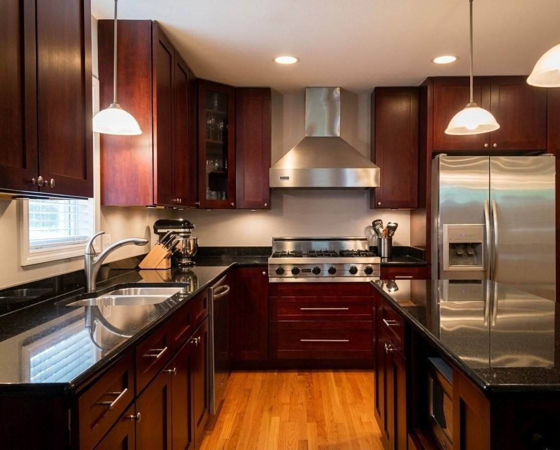 2534 N Marshfield Ave #1 - Photo 3 of 10