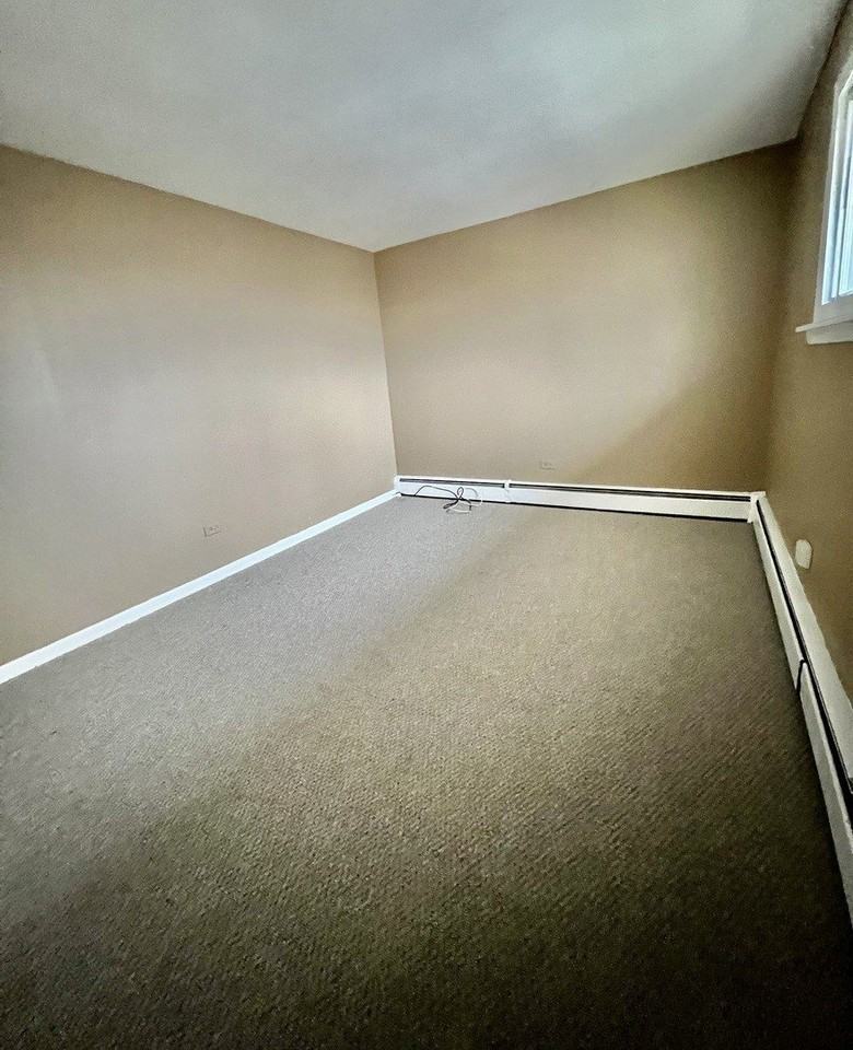 14633 Keystone Ave #3A - Photo 4 of 6