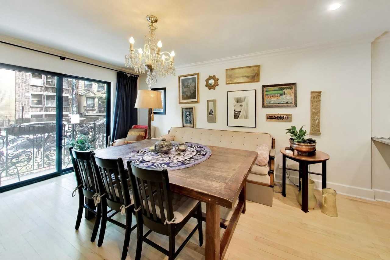 1840 N Bissell St #1 - Photo 5 of 17