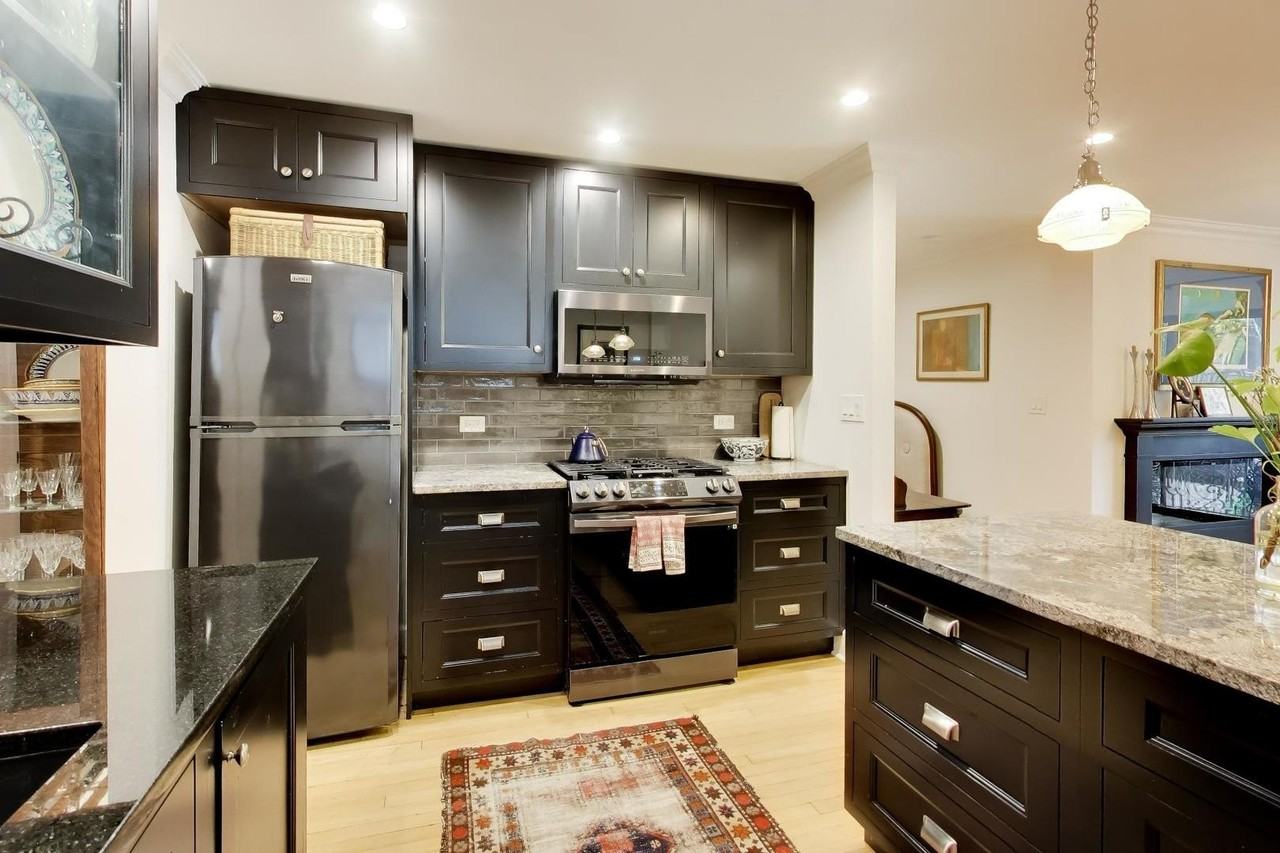 1840 N Bissell St #1 - Photo 7 of 17