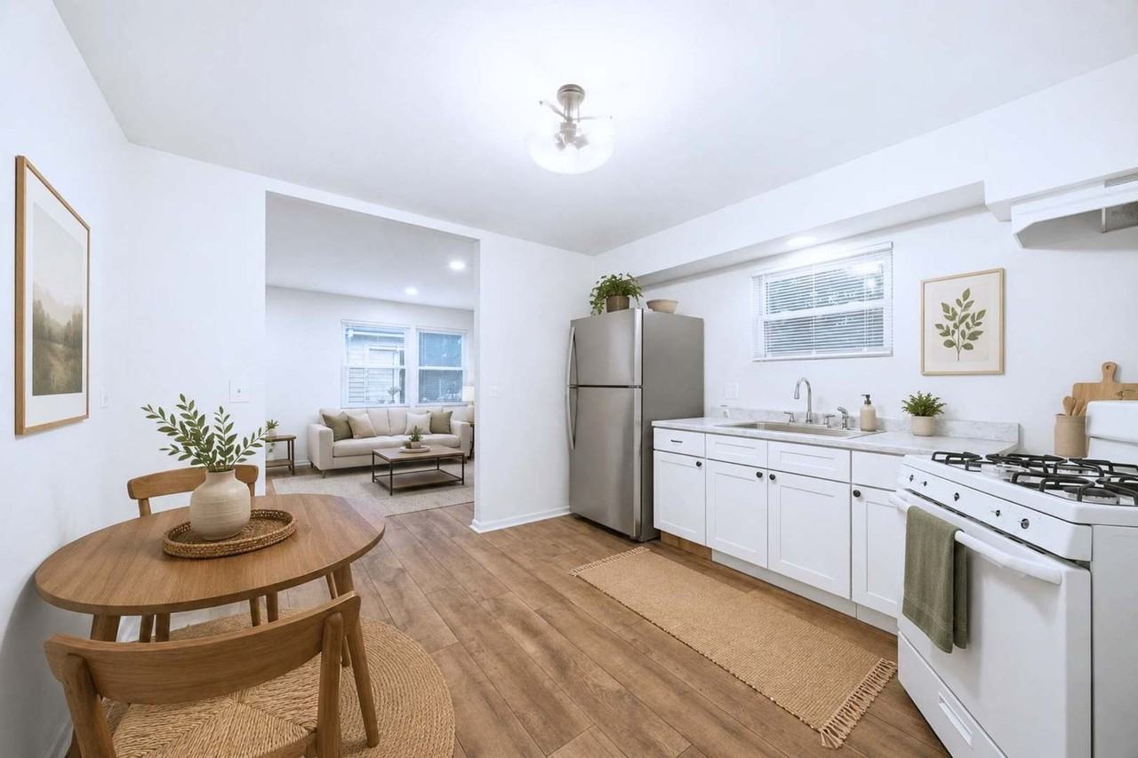 3025 140th St - Photo 4 of 19