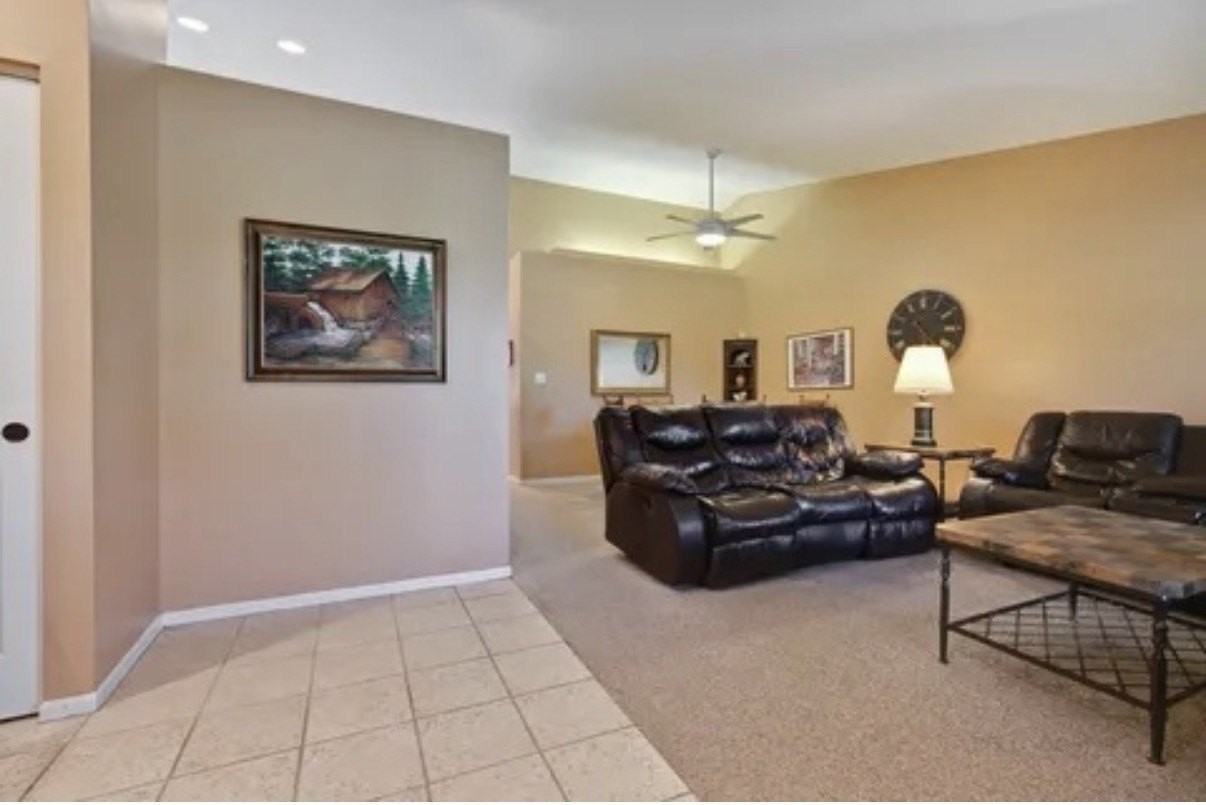 118 Bedford Rd - Photo 4 of 14