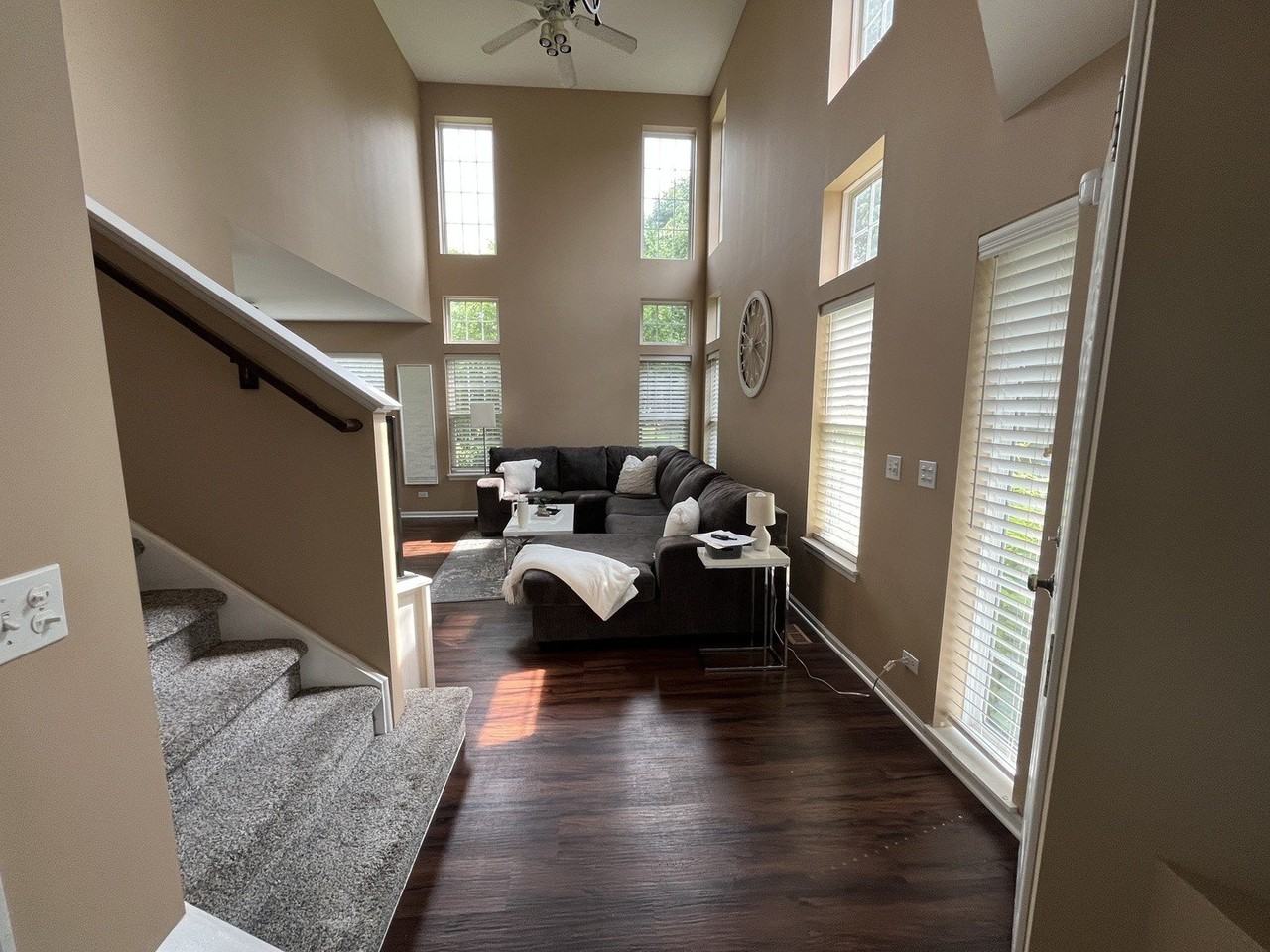 10520 Thornton Way - Photo 2 of 25
