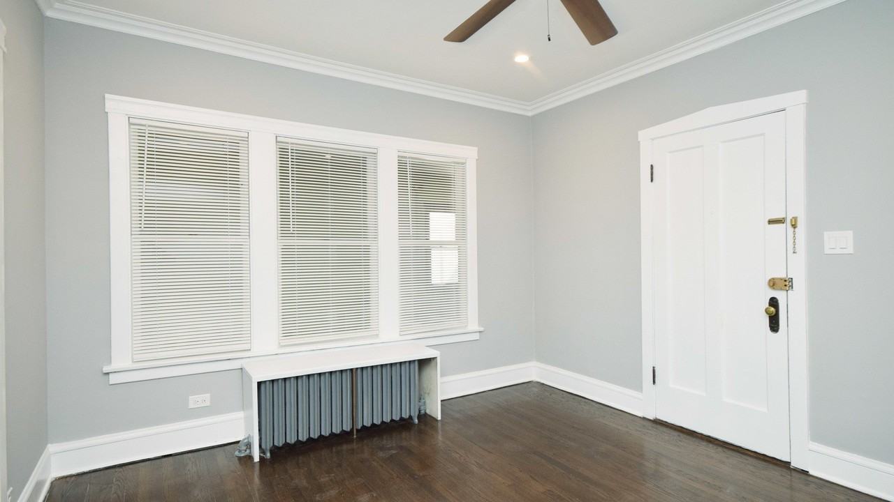 4819 W Cornelia Ave #1 - Photo 4 of 10