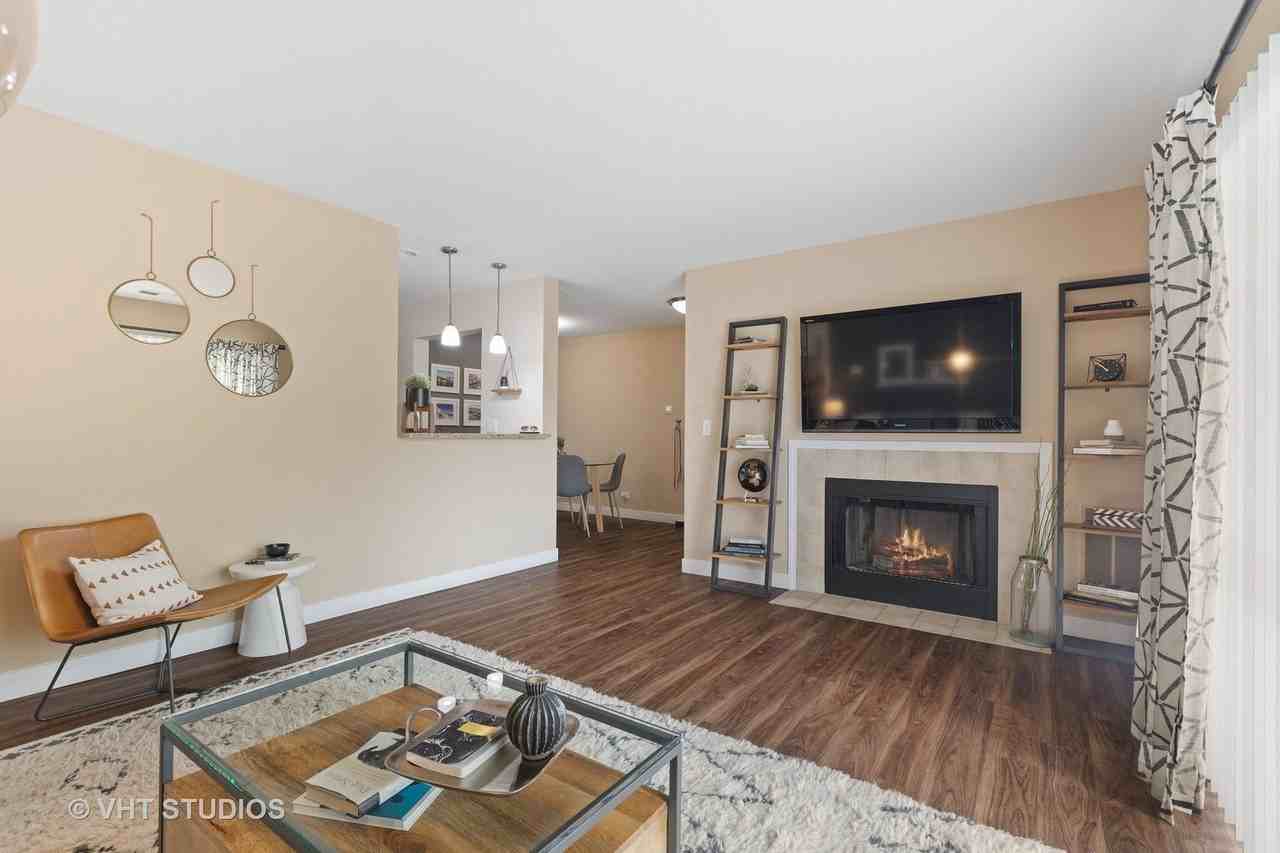 27 Kensington Cir #308 - Photo 5 of 40