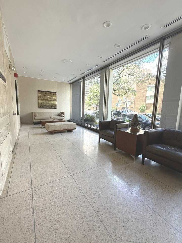 1355 N Sandburg Ter #1801D