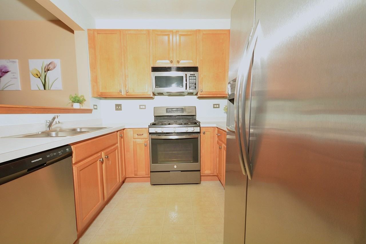 2460 Georgetown Cir - Photo 7 of 17