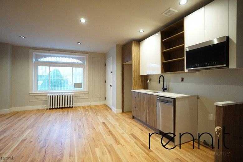 822 Lenox Rd #1 - Photo 6 of 8
