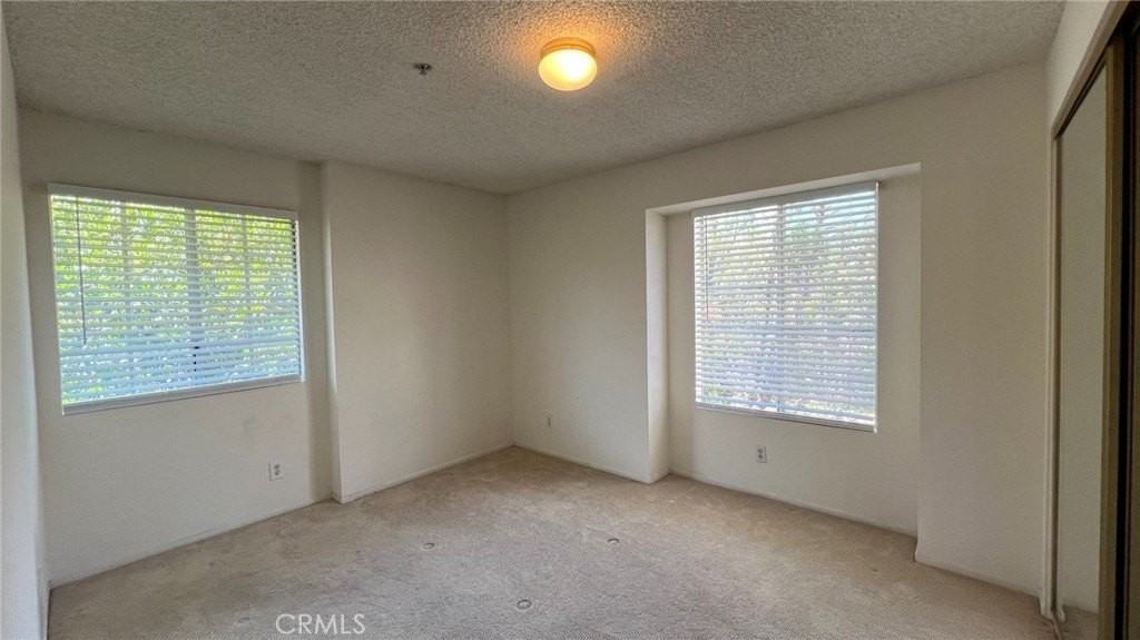 1037 Sunset Blvd #C - Photo 5 of 11