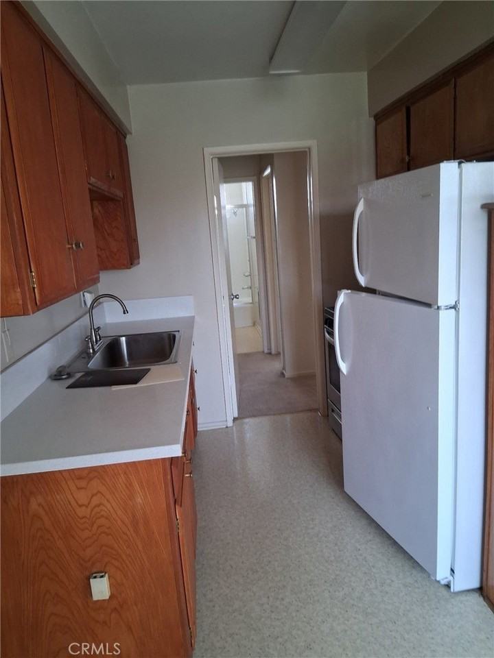 15 Fano St - Photo 5 of 15