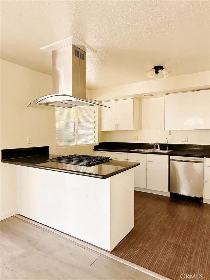 402 Bregante Dr - Photo 6 of 13
